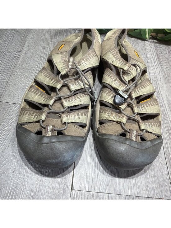 Keen Newport H2 Adjustable Outdoor Waterproof  Sandal Mens Size 11.5 Army Green main image 9